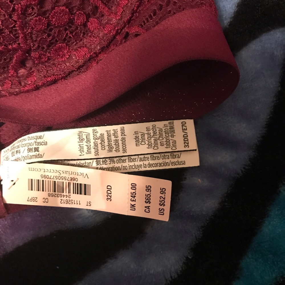 Victoria Secret bra - Picture 2 of 2